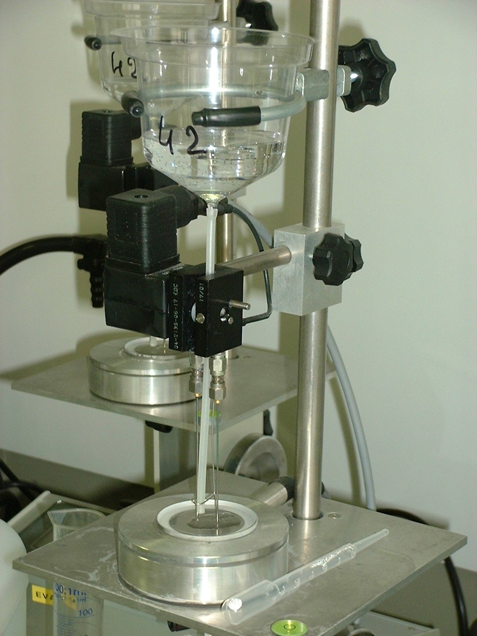 Evaporator for proportional counting